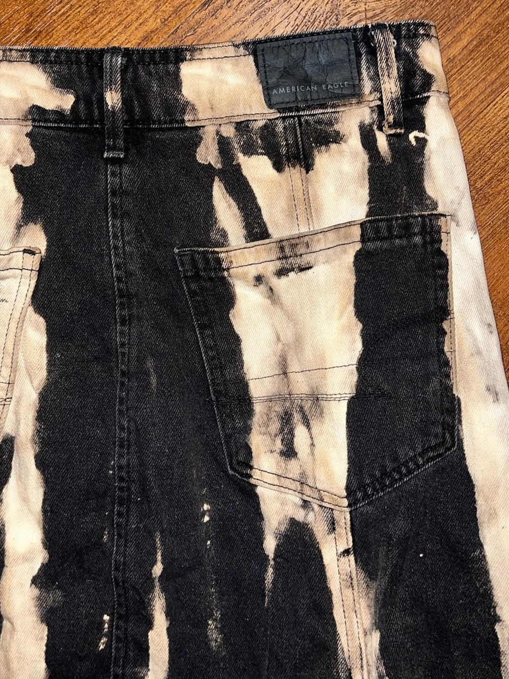 American Eagle Moto Denim Black Button Front 90’s Grunge Goth Mini Skirt Size 2 - Picture 3 of 6